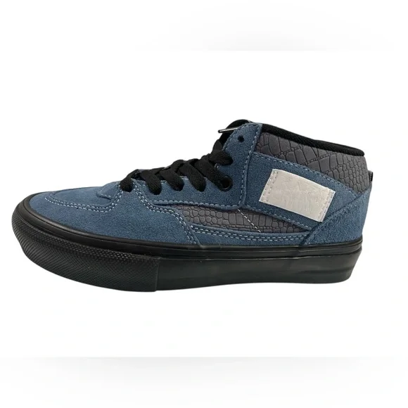Brand new Vans Skate half cab blue / black size 5.0 - Picture 4 of 9